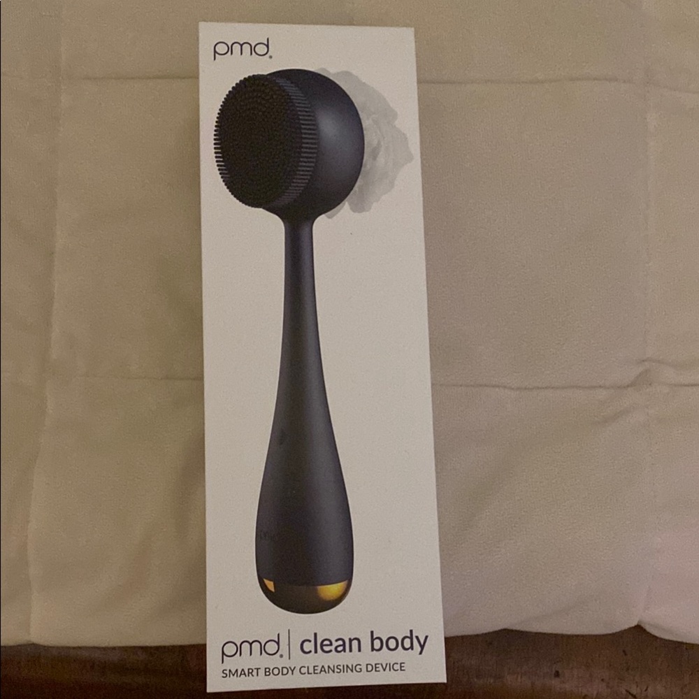 PMD Clean Body Device - Black with Gold Accents